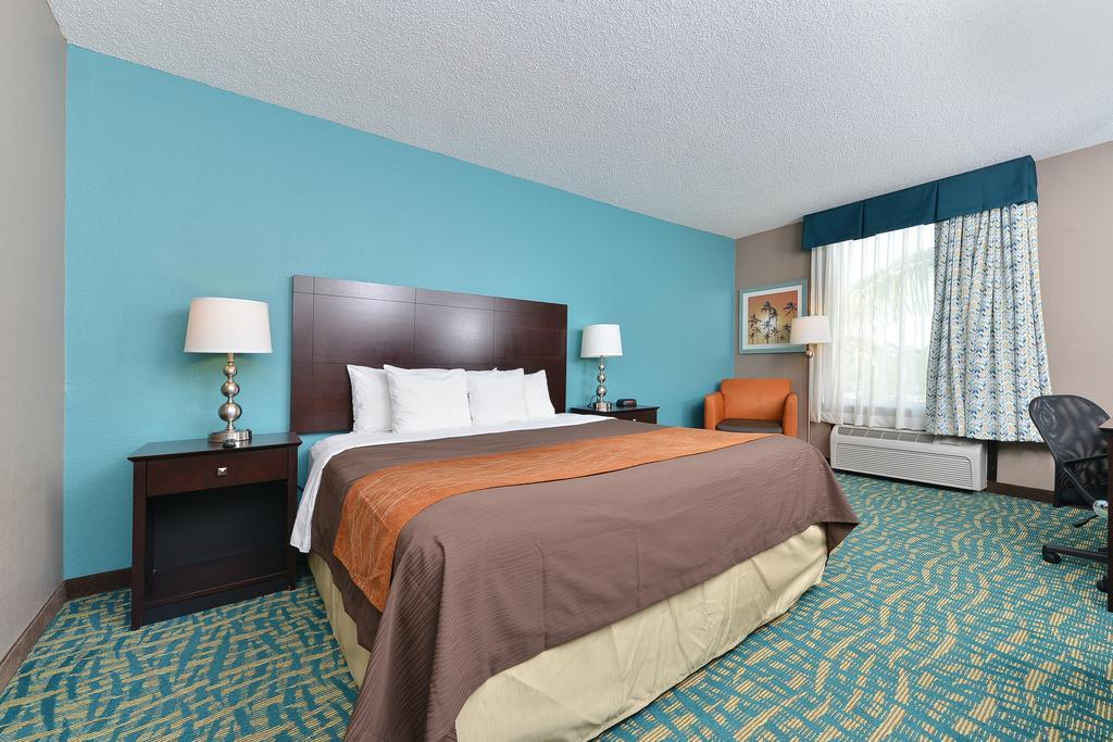 Comfort Inn & Suites Fort Lauderdale West Turnpike Lauderdale Lakes Экстерьер фото