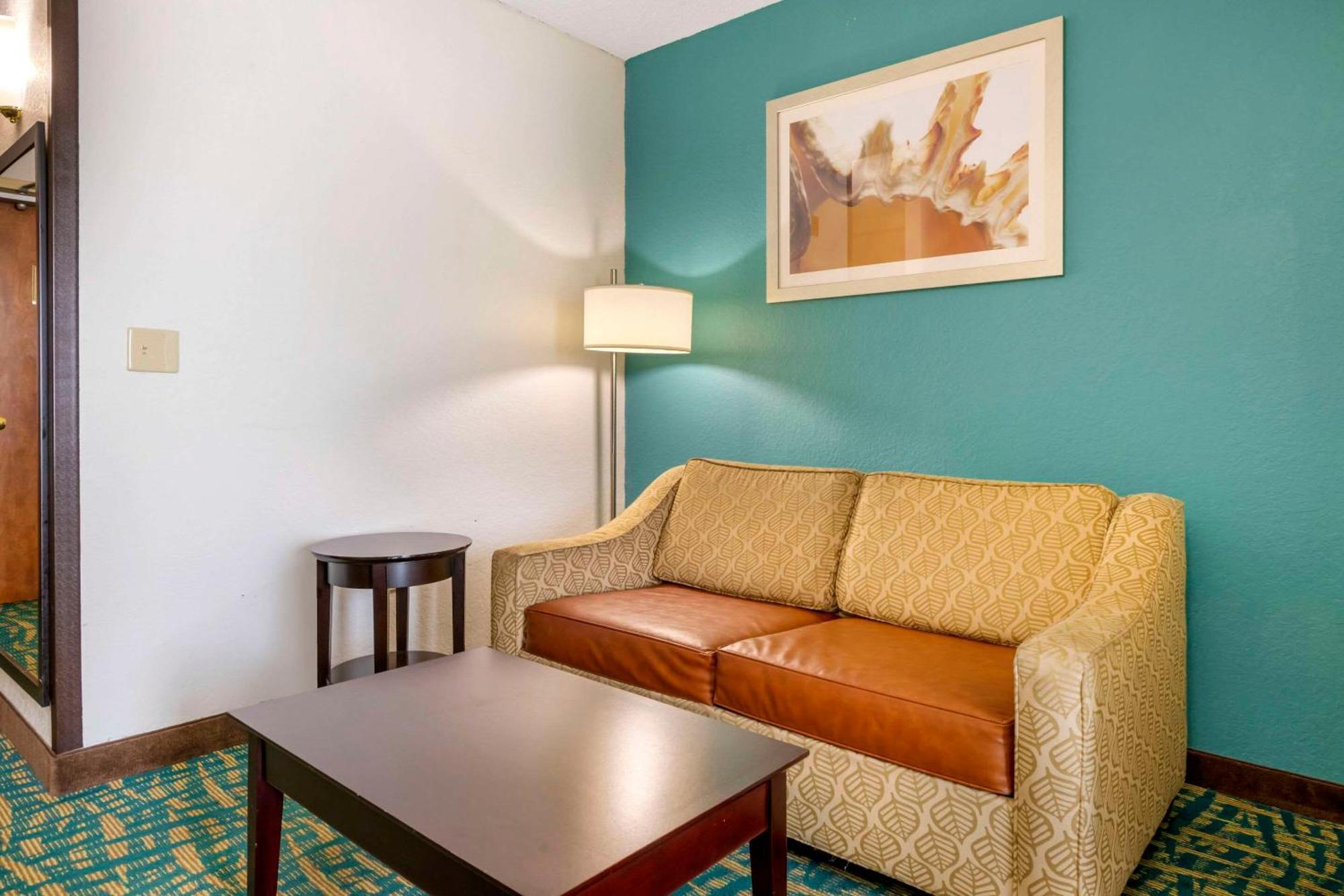 Comfort Inn & Suites Fort Lauderdale West Turnpike Lauderdale Lakes Экстерьер фото
